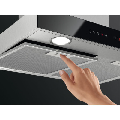 Витяжка кухонна AEG DBE5660HB