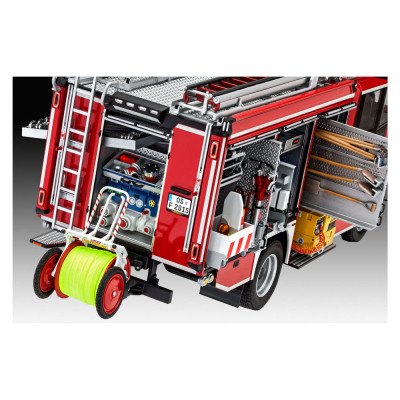 Збірна модель Revell Пожежна машина VARUS 4x4 рівень 4 масштаб 1:24 (RVL-07452)
