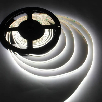 Світлодіодна стрічка LED-STIL 5000K 9 Вт/м COB 480 діодів IP33 24 Вольта 990 lm біле денне світло (UC5-24-480-8-90)