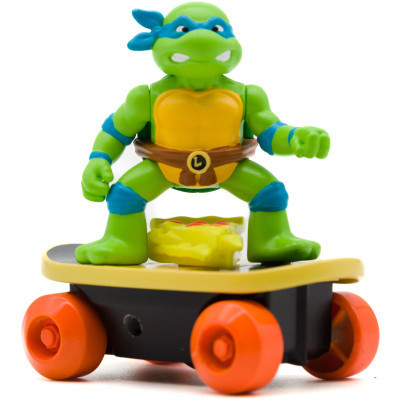 Ігровий набір Funrise TMNT Черепашки-ніндзя класичні Скейтбордист з лаунчером Леонардо (71040)