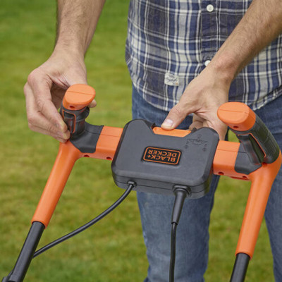 Газонокосарка Black&amp;Decker 1.8 кВт, 42 см (BEMW481BH)