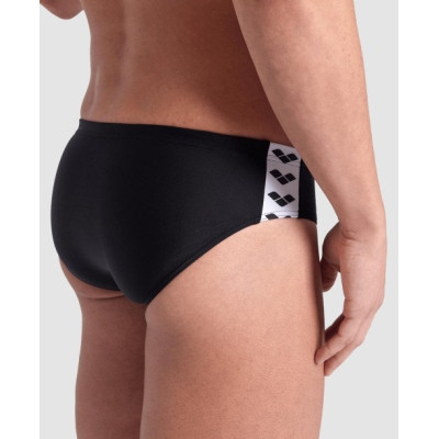 Плавки Arena Icons Swim Briefs Solid 005049-510 чорний 80 (3468337126973)