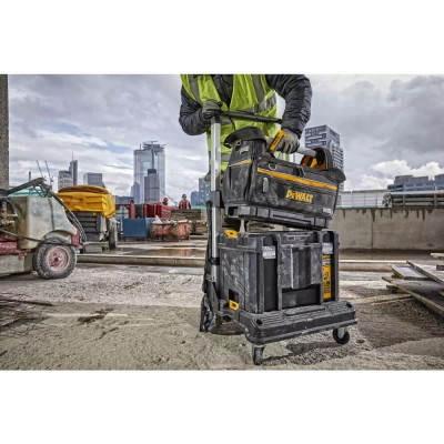 Сумка для інструмента DeWALT сумісна із системою TSTAK, 45x35x25 см (DWST82990-1)