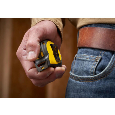 Рулетка Stanley CONTROL-LOCK, 3мх19мм, у прогумованому корпусі, з двосторонньою шкалою (STHT37230-0)