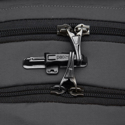 Рюкзак туристичний Pacsafe Metrosafe X 25L графітовий (30645144)
