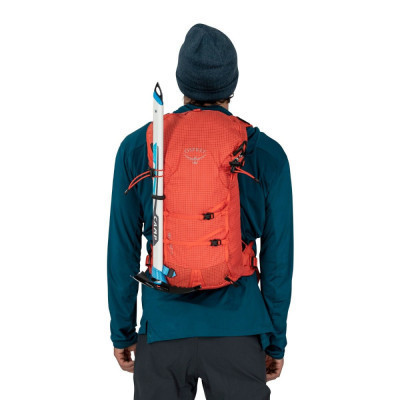 Рюкзак туристичний Osprey Mutant 22 mars orange O/S (009.3110)