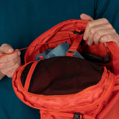 Рюкзак туристичний Osprey Mutant 22 mars orange O/S (009.3110)