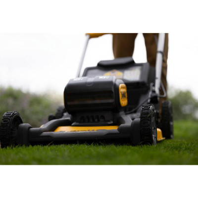 Газонокосарка DeWALT самохідна 18V, 2x8Ah, 53 см (DCMWSP156W2)