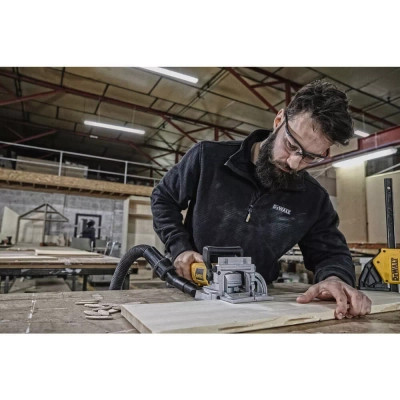 Фрезер DeWALT ламельний 600 Вт, 10000 об/хв, 3.0 кг, кейс (DW682K)