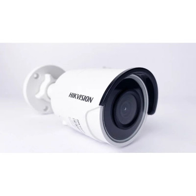 Камера відеоспостереження Hikvision DS-2CD2083G0-I (2.8)