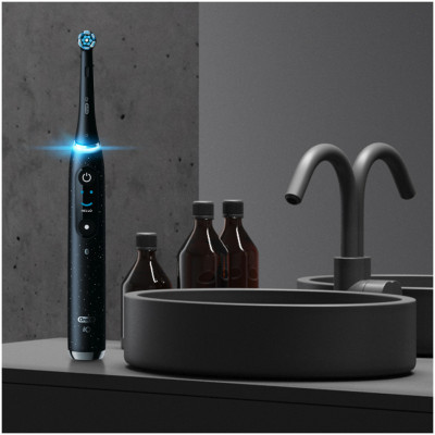 Електрична зубна щітка Oral-B Series 10 iOM10.1B4.2AD (4210201434672)