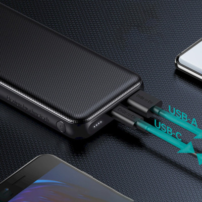 Батарея універсальна Choetech 10000mAh, PD/3.0/18W, QC/3.0 (B627-V3-CC-BK)