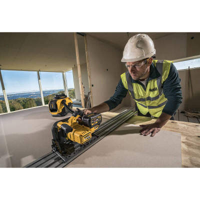 Дискова пила DeWALT занурювальна 54В XR FLEXVOLT Li-lon, 165х20 мм, TSTAK (Без АКБ та ЗУ) (DCS520NT)