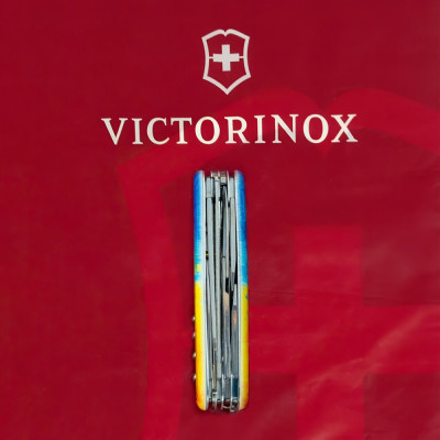 Ніж Victorinox Huntsman Ukraine 91 мм Жовто-синій малюнок (1.3713.7_T3100p)