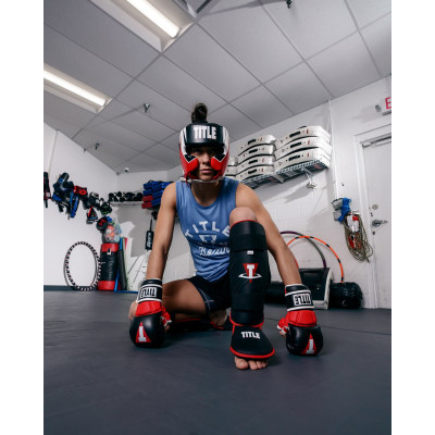 Боксерський шолом Title MMA Command Black/White/Red M (XCHGT M BK/WH/RD)