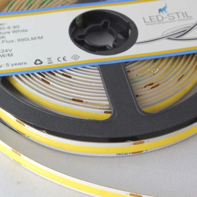 Світлодіодна стрічка LED-STIL 3000K 9 Вт/м COB 480 діодів IP33 24 Вольта 900 lm тепле світло (UC3-24-480-8-90)