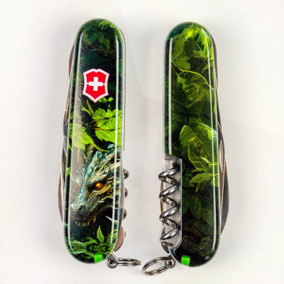 Ніж Victorinox Huntsman Zodiac 91 мм Зелений дерев&#039;яний дракон (1.3713.3_Z3240p)