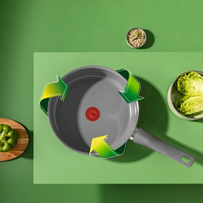 Сотейник Tefal Renewal, 24см, алюміній, бакеліт, скло, сірий (C4263243)