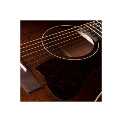 Гітара акустична Art &amp; Lutherie Americana Bourbon Burst (235893)