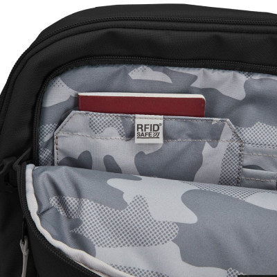 Рюкзак туристичний Pacsafe GO Carry-on Backpack 34L чорний (35155130)