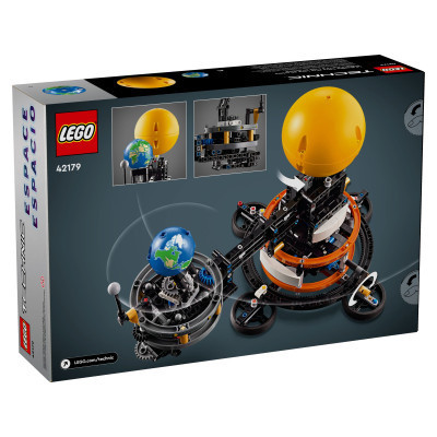 Конструктор LEGO Technic Земля та Місяць на орбіті 526 деталей (42179)