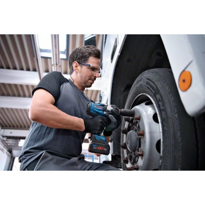 Гайковерт Bosch ударний GDS 18V-1050 H, 18В, 2x5.0 GAL1880 L-Box (0.601.9J8.522)