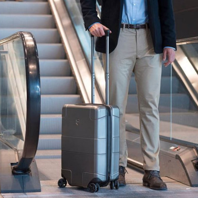 Валіза Victorinox Travel Lexicon Black S Global USB (Vt602103)