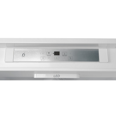 Холодильник Whirlpool SP40802EU