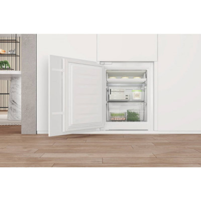 Холодильник Whirlpool WHC20T352