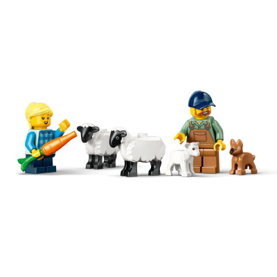 Конструктор LEGO City Червоний фермерський трактор із причепом і вівцями (60461)