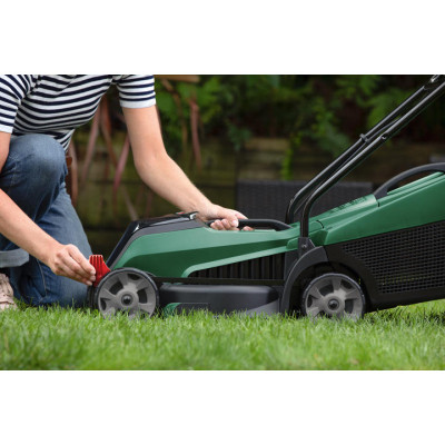 Газонокосарка Bosch CityMower 18V-32-300 18V, 4Ah, 34см, 31л, 30-60мм 9.4кг (0.600.8B9.A07)