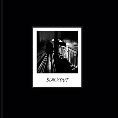 Комікс BLACKOUT. Chronicles of Our Life During Russias War Against Ukraine Yakaboo Publishing (9786178107765)