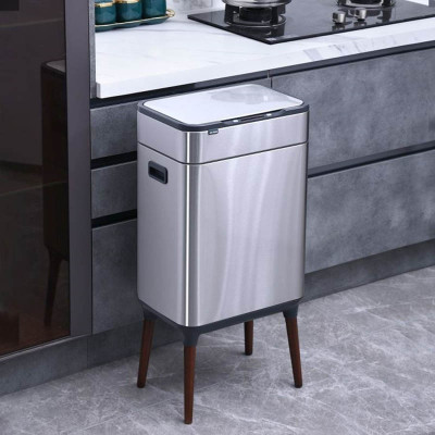 Контейнер для сміття JAH Сенсорний на ніжках Срібний металік 40 л (20255)