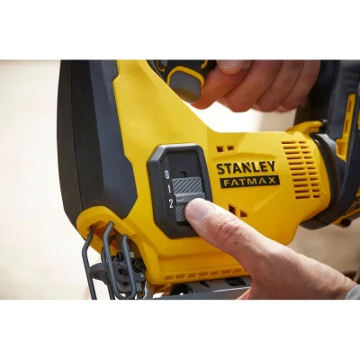Електролобзик Stanley FatMax, Li-Ion 18V (V20), 2.500 хід/хв (без АКБ та ЗП) (SFMCS600B)