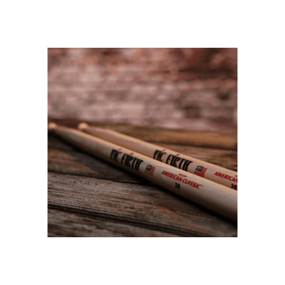 Барабанні палички Vic Firth 2B American Classic (232062)