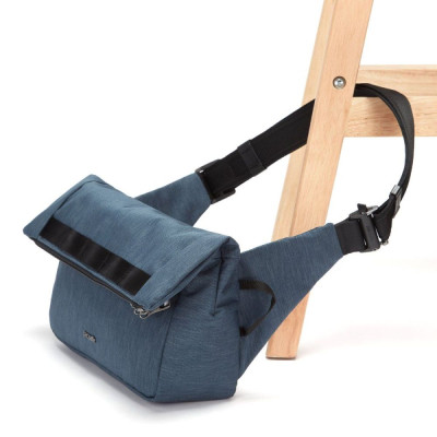 Сумка Pacsafe Metrosafe X sling pack Синя (30650646)
