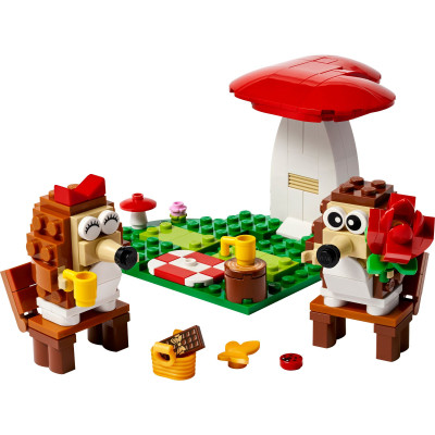 Конструктор LEGO Iconic Романтичний пікнік їжачків (40711)