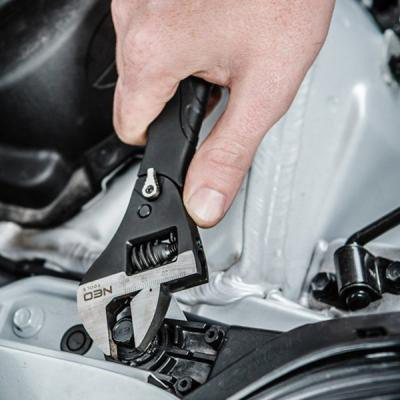 Ключ Neo Tools разводной с трещоточкой 200 мм, 0-30,5мм, храповой механизм (03-017)