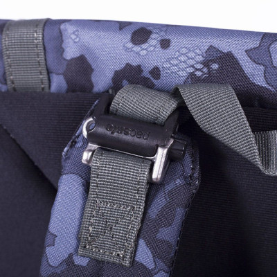 Рюкзак туристичний Pacsafe Slingsafe LX450 backpack чорний-камуфляжний (45320802)