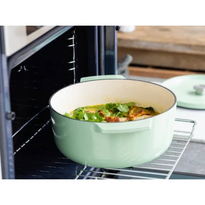 Каструля KitchenAid чавунна з кришкою 3,3 л Фісташкова (CC007433-001)