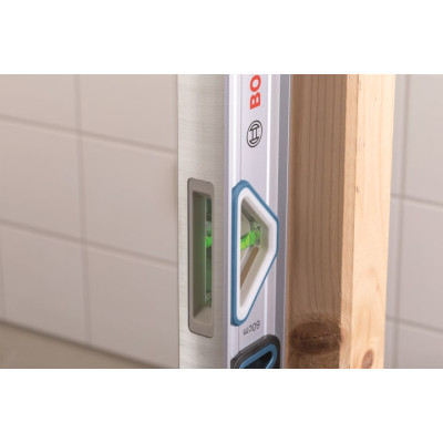 Рівень Bosch 60см, 3 капсули, алюмінієвий корпус, отвори для руки (1.600.A01.6BP)