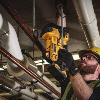 Болторіз DeWALT акумуляторний 18V XR Li-lon, для шпильок M6, M8, M10 та M12, кейс TSTAK (без АКБ та ЗУ) (DCS350NT)