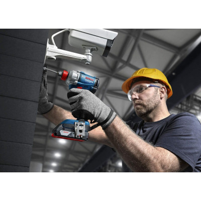 Гайковерт Bosch GDX 18V-285 18V, 2x4Ah, до 3600об/хв, 285Нм, квадрат 1/2&quot;, ЗП кейс 1.1кг (0.601.9N2.102)