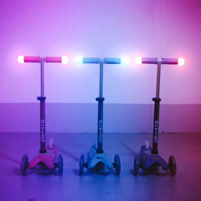 Самокат Micro Mini Deluxe Magic Purple LED (MMD129)