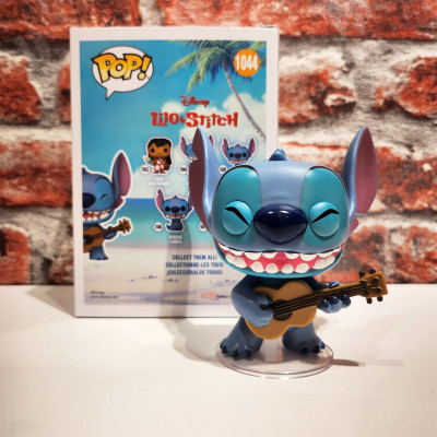 Фігурка для геймерів Funko Pop Стіч з укулеле (55615)