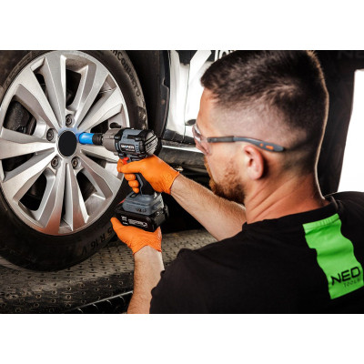Гайковерт Energy+ 18V, безщітковий, 2600об/хв, 450Нм, 1/2&quot;, 3 швидкості, 1.24кг (без АКБ та ЗП) Graphite (58G038)